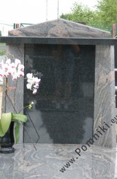 Pomnik z granitu 