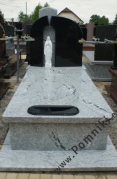Pomnik z granitu 